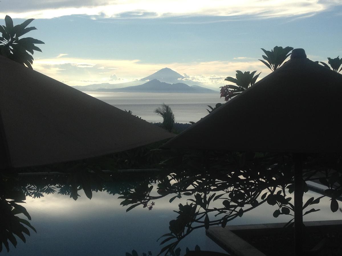 The Puncak Lombok Hotel Senggigi Exterior photo